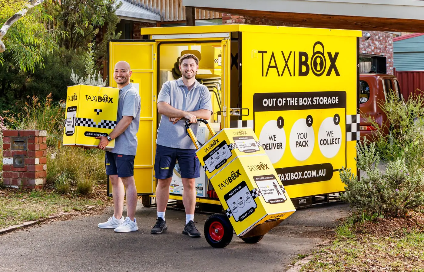 Easy packing with TAXIBOX